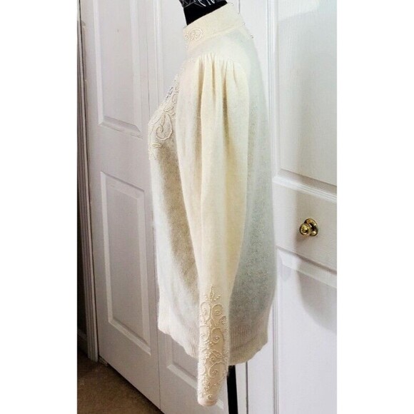 VTG SSG by Catharine Lover Ivory Lambswool Angora Sweater M Lace Beaded EUC - Picture 4 of 9